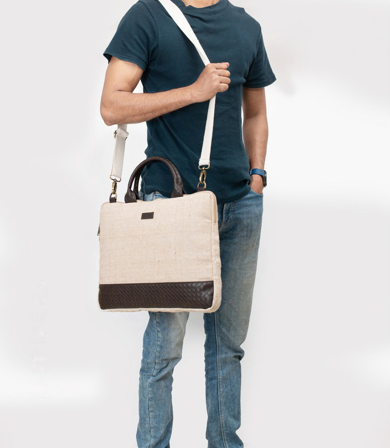 SAGE Messenger Bag